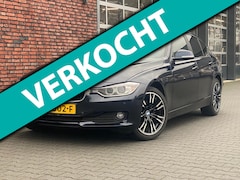 BMW 3-serie - 320i High Executive Upgrade stoelverwarming /Dakraam/weinig km
