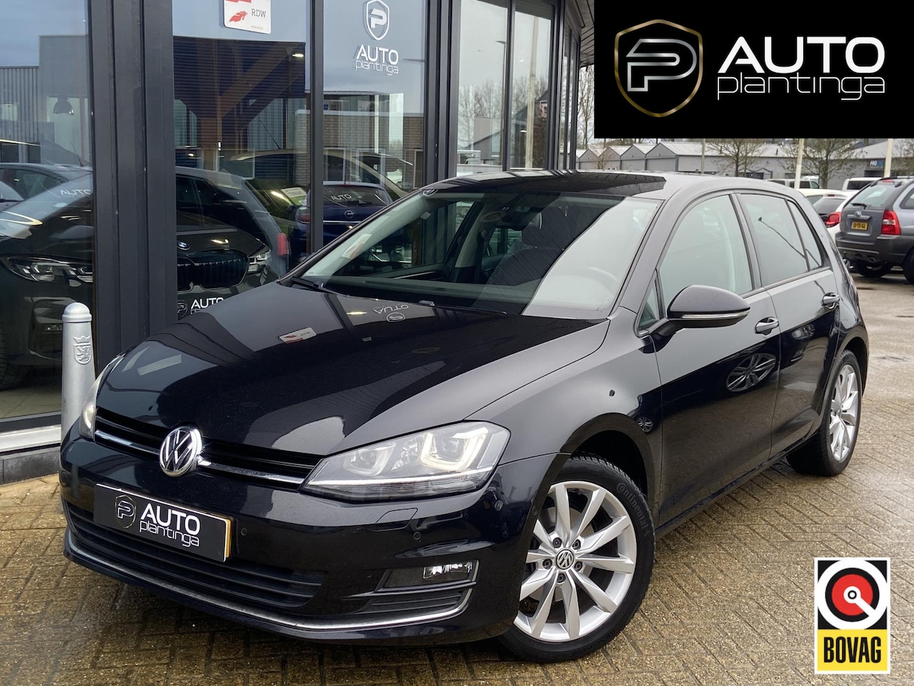 Volkswagen Golf - 1.4 TSI Highline | AUTOMAAT | Nette staat | Volledige Onderhoudshistorie | Trekhaak | Xeno - AutoWereld.nl