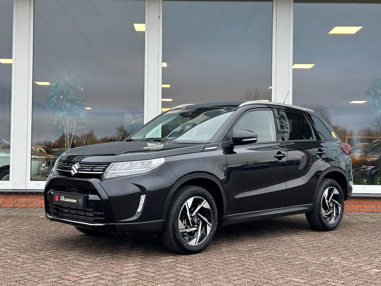 Suzuki Vitara - 1.4 Boosterjet Style Smart Hybrid - Panoramadak - 3.154 KM - Nieuwstaat - AutoWereld.nl
