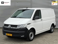 Volkswagen Transporter - 2.0 TDI L1H1 Airco/ Navi/ Camera/ PDC/ Stoelverw./ 3zits/
