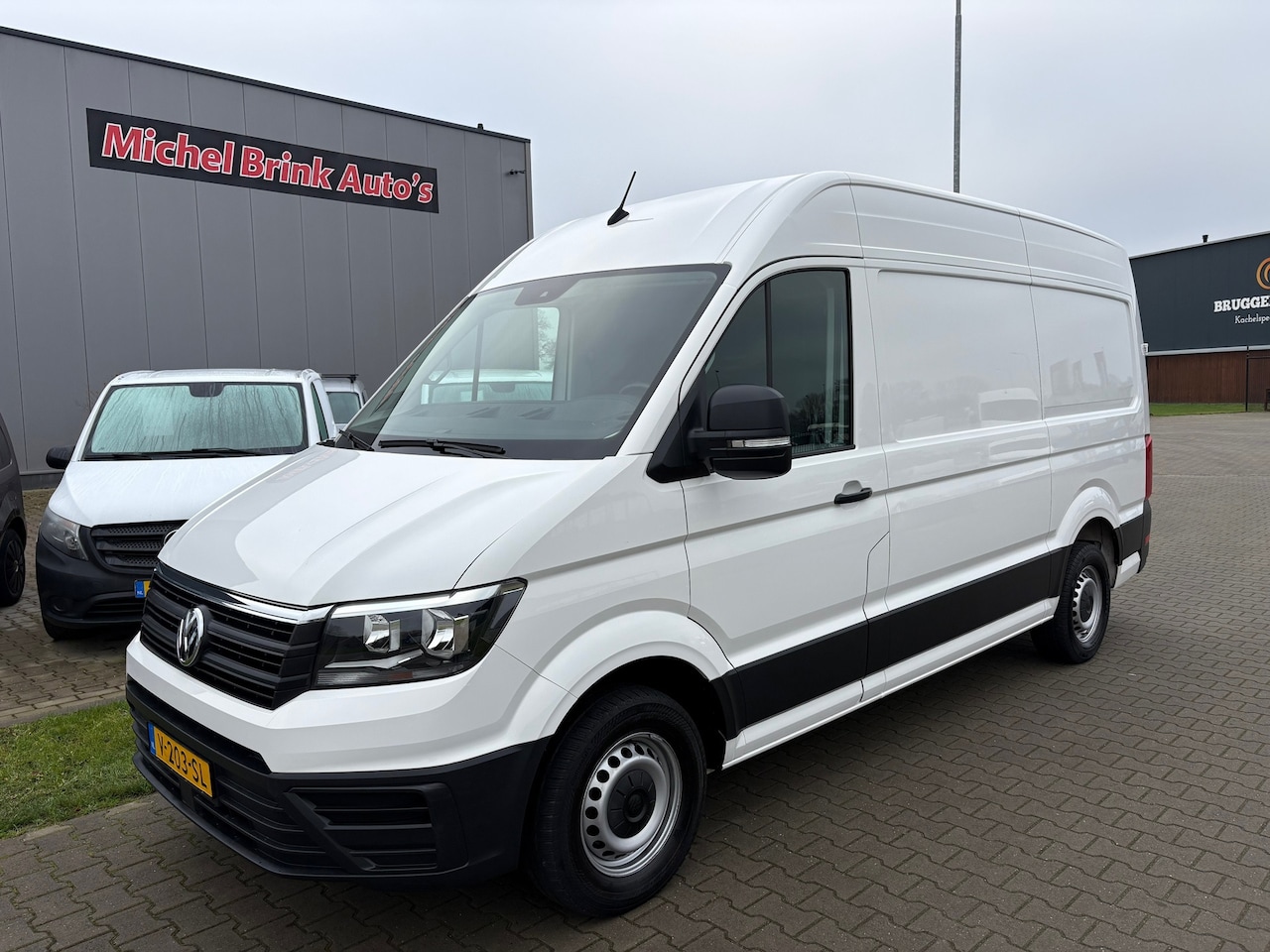 Volkswagen Crafter - 35 2.0 TDI L3H2 Trendline Airco - AutoWereld.nl