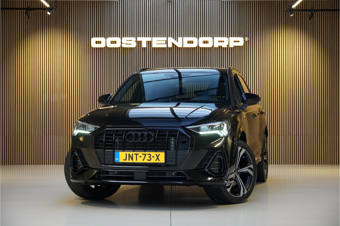 Audi Q3 - 45 TFSIe/245pk S-Line Blackstyle|2022|Leer|20"LMV|Matrix|Sonos|PDC+Camera+Assist|Cruise+AC - AutoWereld.nl