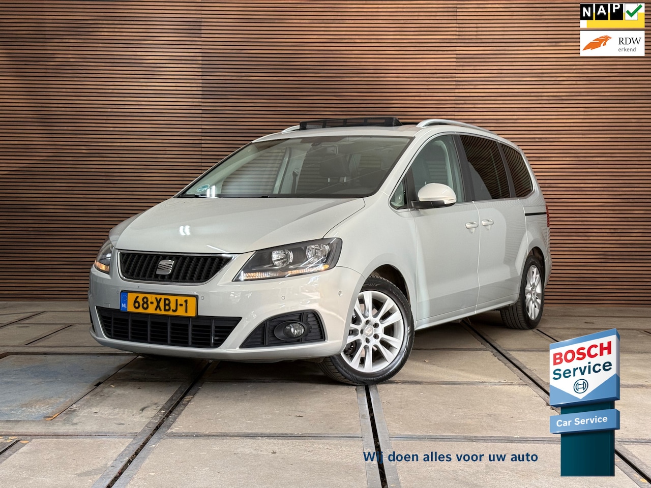 SEAT Alhambra - 1.4 TSI Style 7p | Pano | Climate | Navi | Elektr. schuifdeuren + kofferklep | Trekhaak - AutoWereld.nl