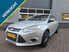 Ford Focus Wagon - | Trekhaak | Airco | 1.6 TI-VCT Trend