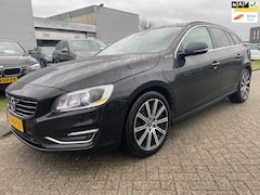 Volvo V60 - 2.4 D6 AWD Plug-In Hybrid Summum adaptief cc Garantie