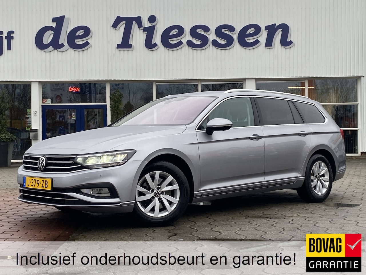 Volkswagen Passat Variant - 1.5 TSI Business Automaat, Virtual cockpit, Camera, Rijklaar met beurt & garantie! - AutoWereld.nl