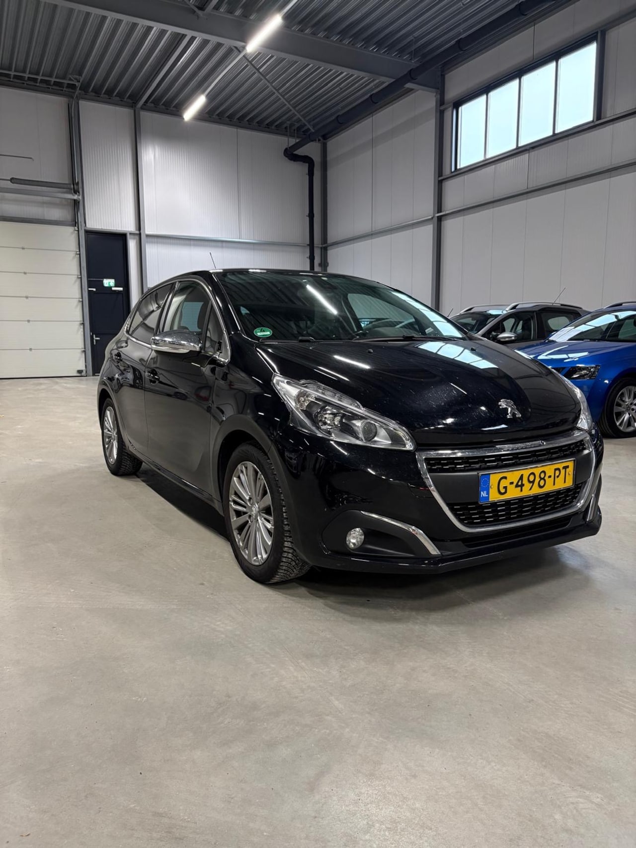 Peugeot 208 - 1.2 83PK PureTech | Allure | Navigatie | Airco | Achteruitrijcamera | *Wordt verwacht* | - AutoWereld.nl