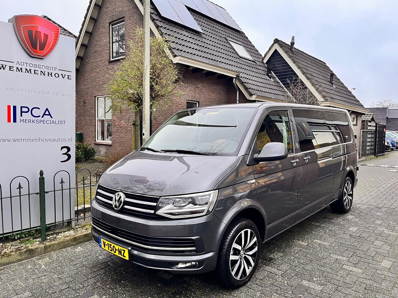 Volkswagen Transporter - 2.0 TDI L2H1 DC Highline 2.0 TDI L2H1 DC Highline - AutoWereld.nl
