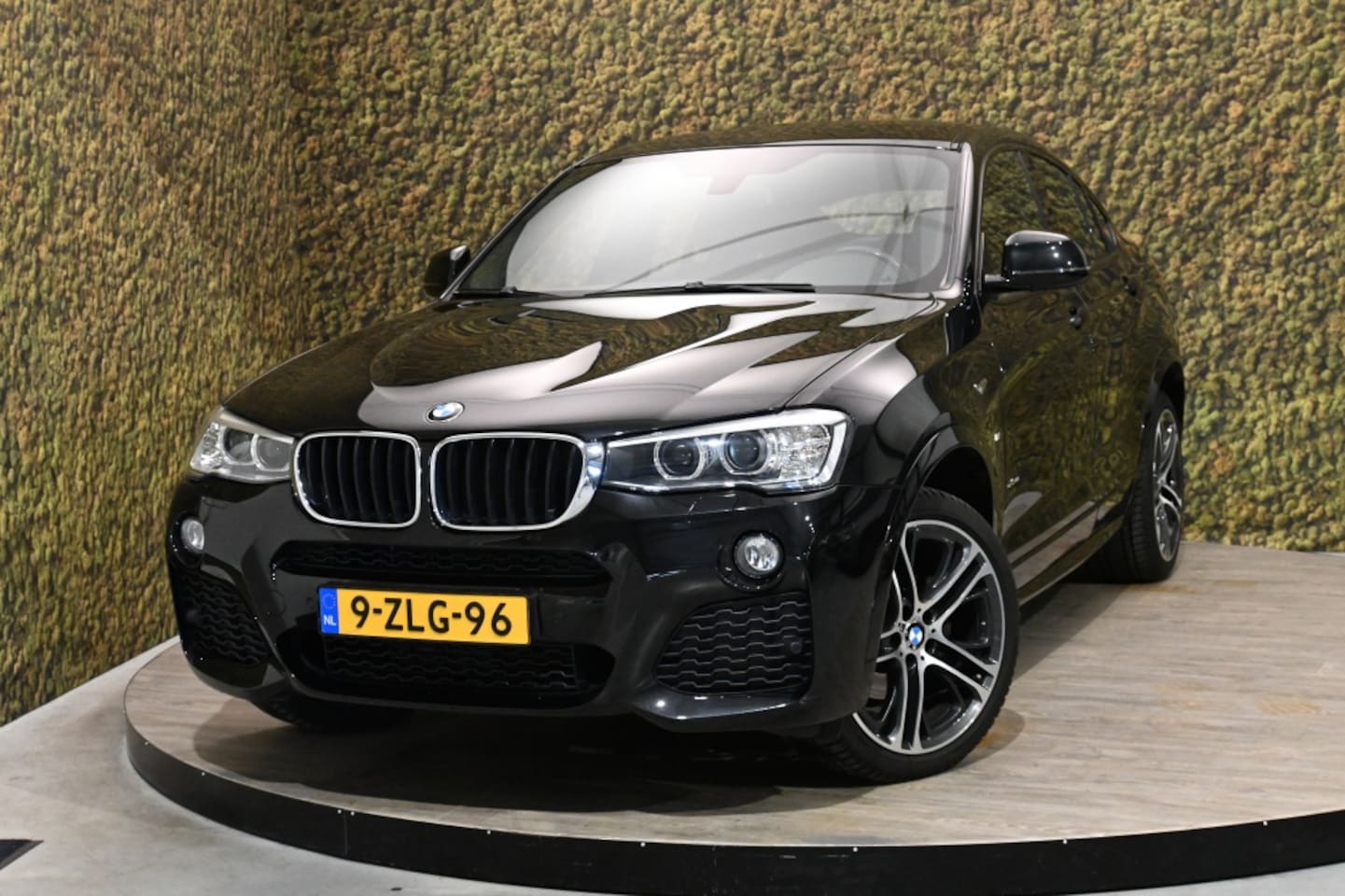 BMW X4 - X-Drive20i High Exec. | M-SPORT | NL auto | Leder | - AutoWereld.nl