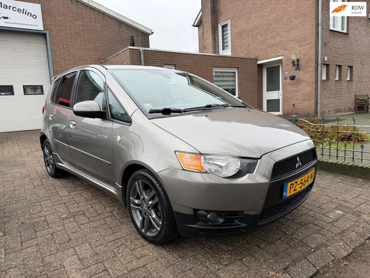 Mitsubishi Colt - 1.3 Inform 1.3 Inform - AutoWereld.nl
