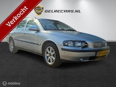 Volvo V70 - 2.5 T AWD Geartronic Titanium Topstraat
