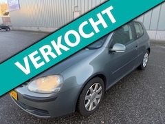 Volkswagen Golf - 2.0 FSI Comfortline 2004 NIEUWE APK