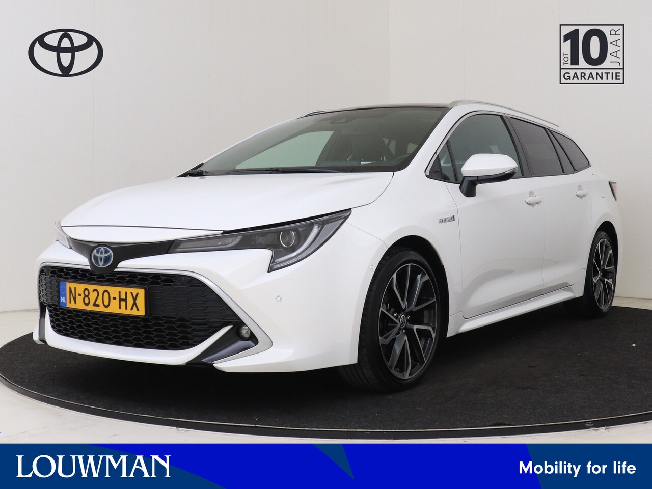 Toyota Corolla Touring Sports - 2.0 Hybrid Premium | BTW Voertuig | Lederen bekleding | Stoelverwarming | - AutoWereld.nl