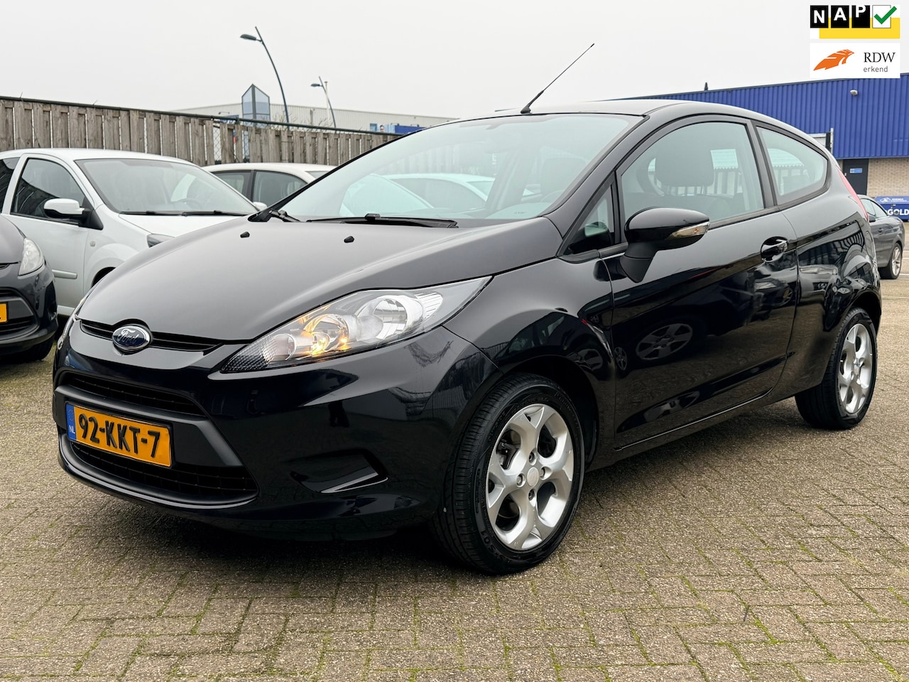 Ford Fiesta - 1.25 Limited/ Airco / PDC / APK - AutoWereld.nl