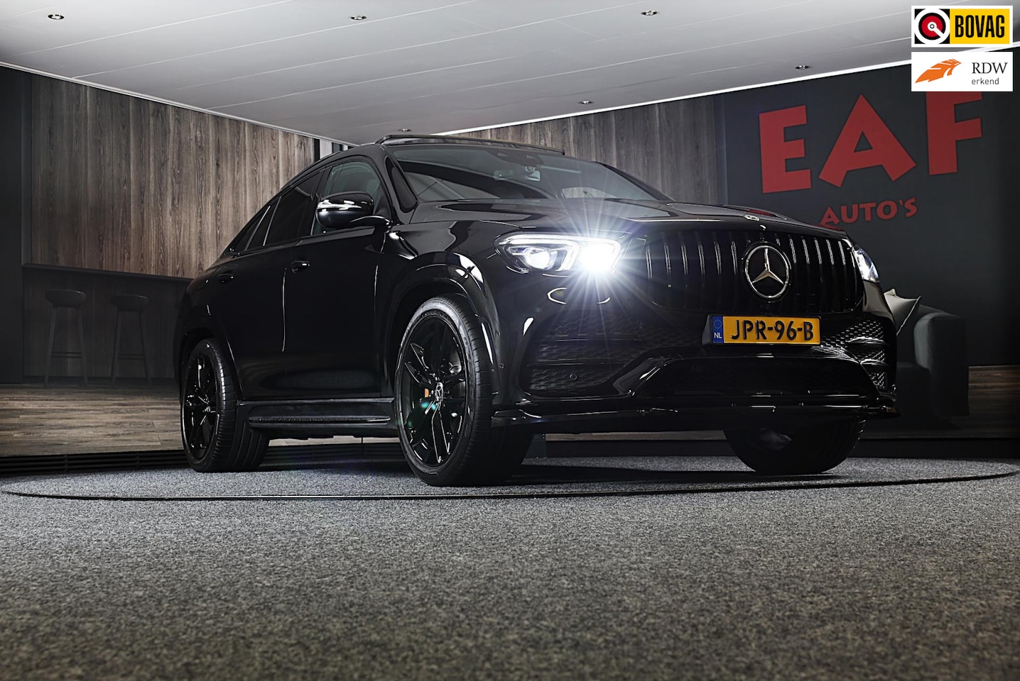 Mercedes-Benz GLE-Klasse Coupé - 350 e 4MATIC AMG 63 Look / Luchtvering / 360 Camera / Acc / Lane Assist / Dode Hoek / Open - AutoWereld.nl