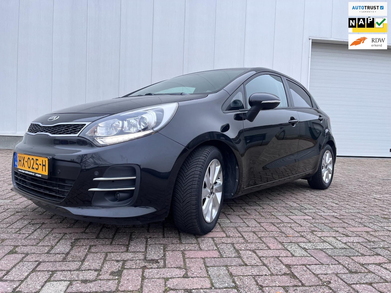 Kia Rio - 1.2 CVVT ExecutiveLine camera stoelverwarming navigatie nl auto 2016 - AutoWereld.nl