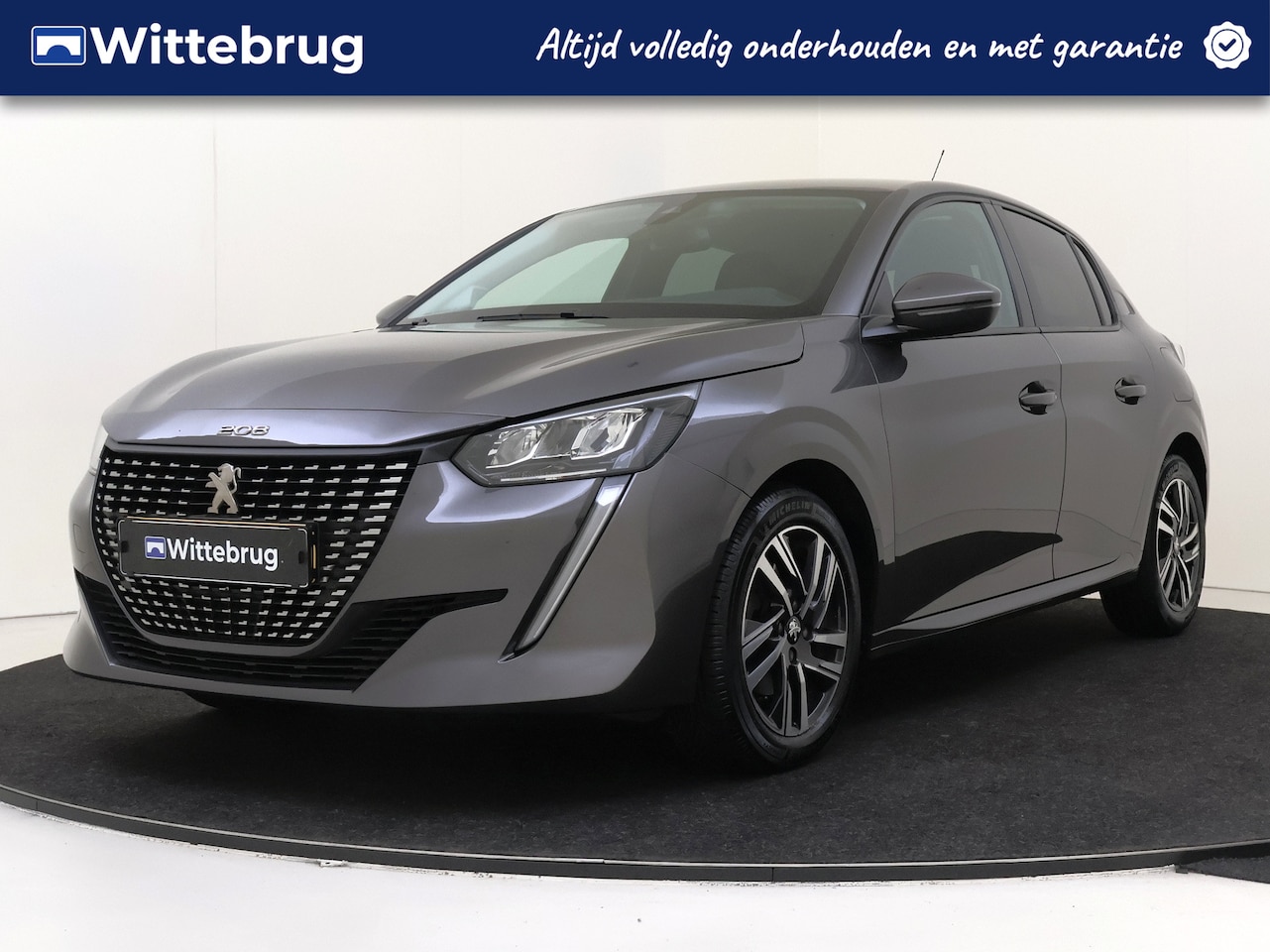 Peugeot 208 - 1.2 PureTech Allure | Parkeersensoren | Full Map Navigatie | Carplay | - AutoWereld.nl