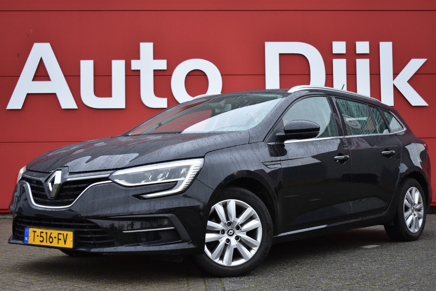 Renault Mégane Estate - 1.3 TCe 140 Equilibre LED | Carplay | Keyless | Clima | Cruise | DAB | PDC V+A | LMV - AutoWereld.nl