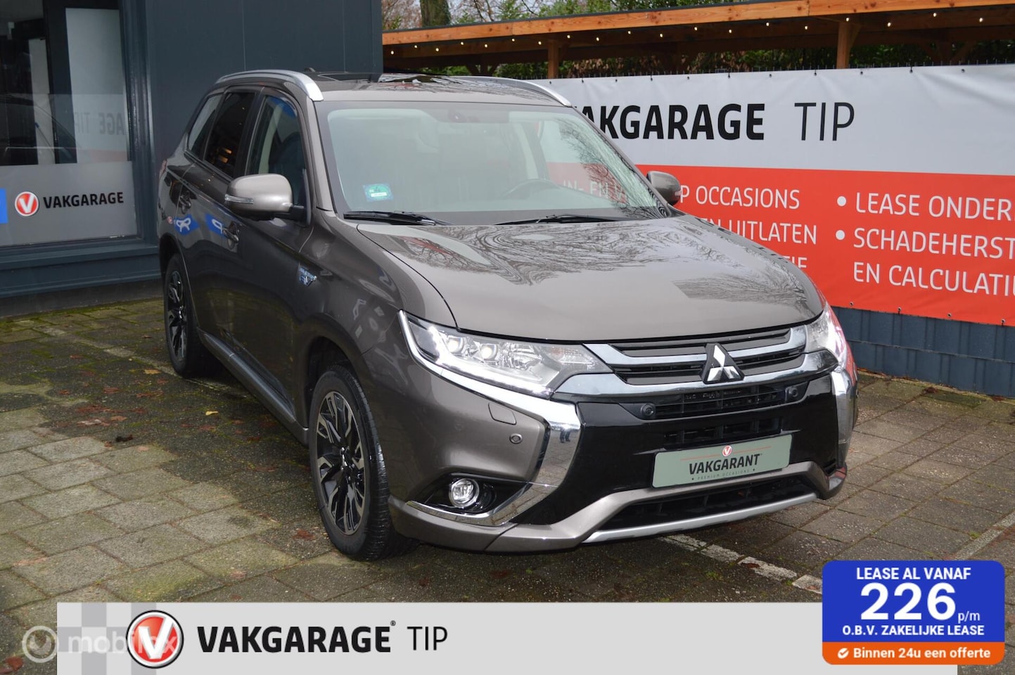 Mitsubishi Outlander - 2.0 PHEV Prestige 2.0 PHEV Prestige+ - AutoWereld.nl