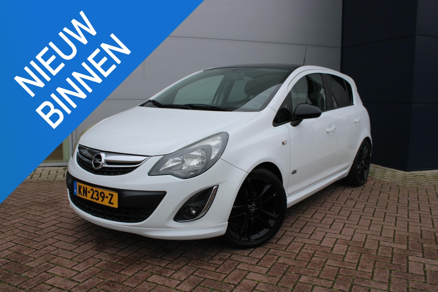 Opel Corsa - 1.4-16V Cosmo OPC Performance 5-drs Airco Navi - AutoWereld.nl