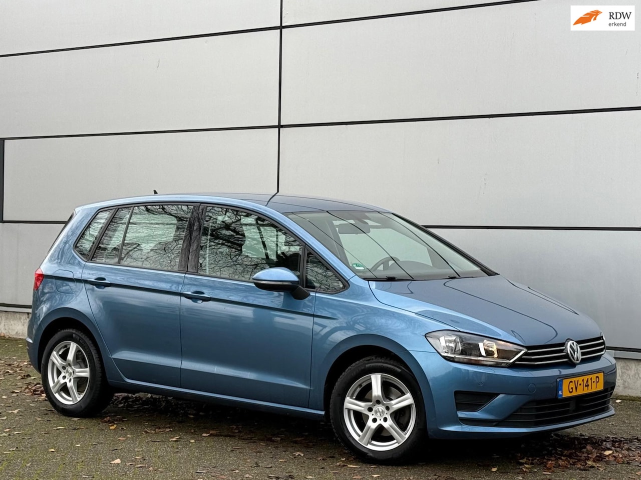 Volkswagen Golf Sportsvan - 1.2 TSI Highline 1e Eignr |Automaat |Front Assist |Stoelverw |Navi |Airco |Nap |Boekjes - AutoWereld.nl