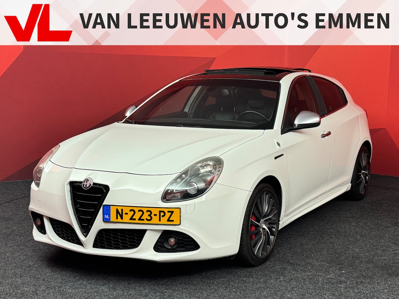 Alfa Romeo Giulietta - 1.7 TBi Quadrifoglio Verde | Pano | Leder | 234pk! - AutoWereld.nl