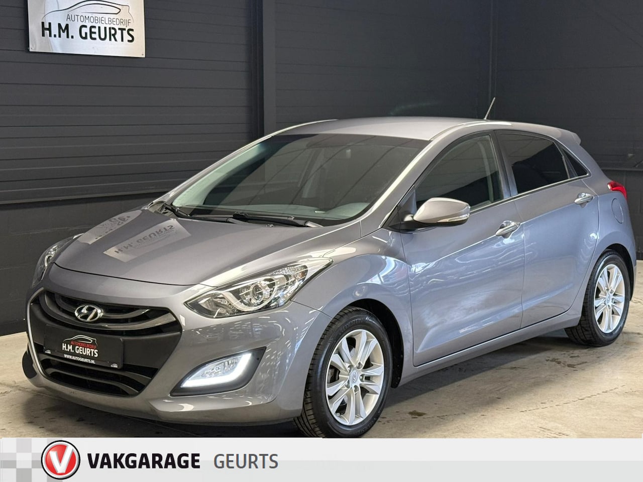 Hyundai i30 - 1.4 Go Clima Lm Velgen Cruise Nette Auto! - AutoWereld.nl