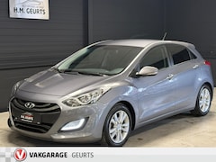 Hyundai i30 - 1.4 Go Clima Lm Velgen Cruise Nette Auto