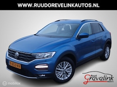 Volkswagen T-Roc - TSI 116 PK H6 Style Stoelverwarming Clima Carplay Chroom DonkerGlas Adap Cruise