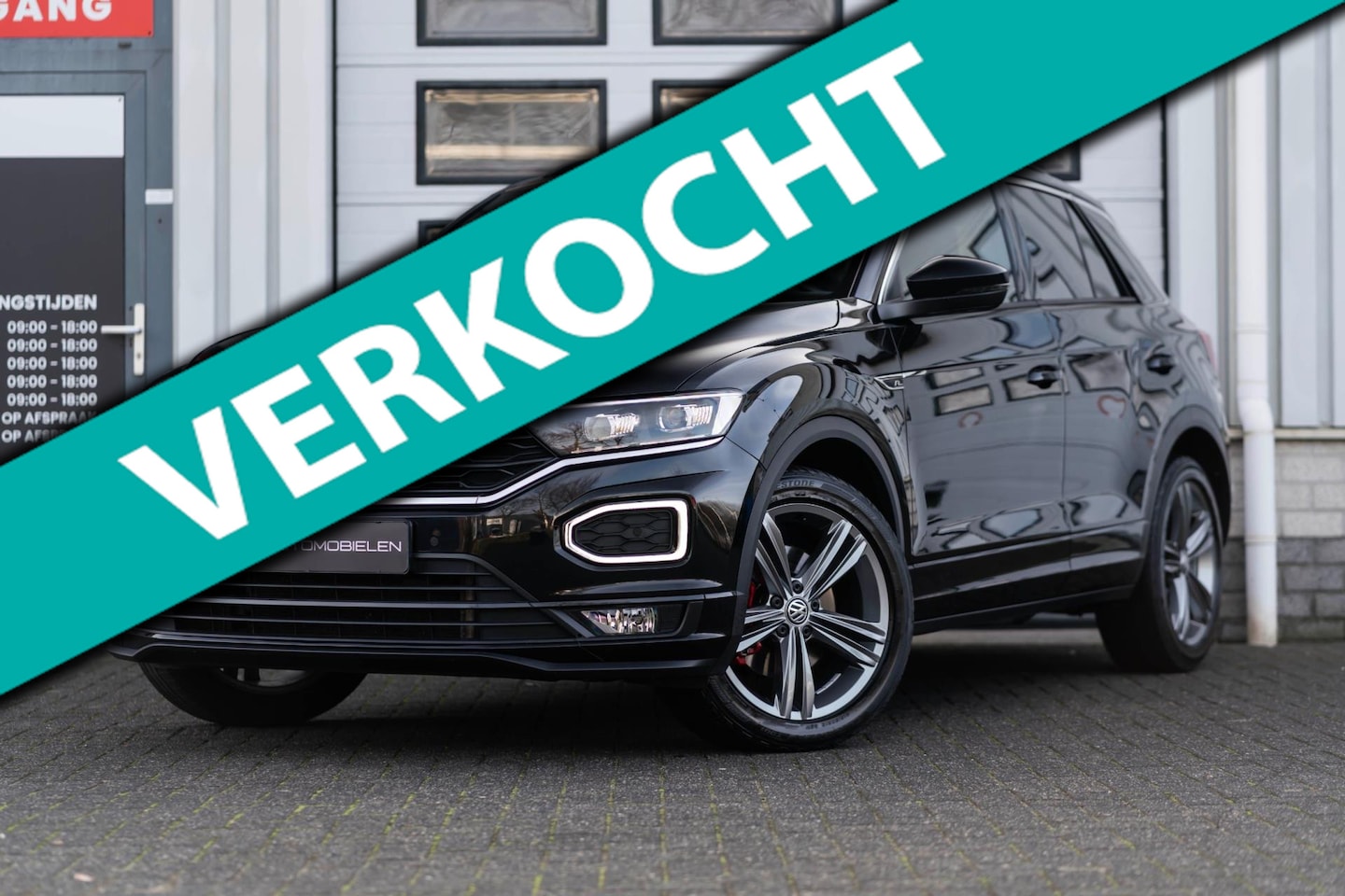 Volkswagen T-Roc - 1.5 TSI 3x R-Line -PANO -Trekhaak-DSG- - AutoWereld.nl