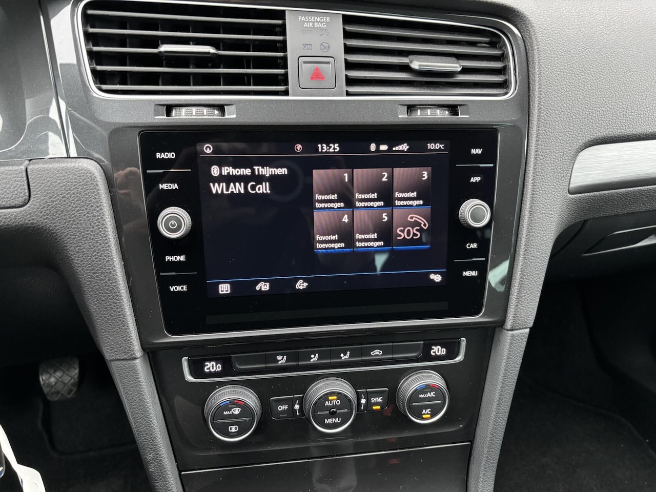 Volkswagen Golf - 1.5 TSI Comfortline Airco/ Adaptieve Cruise Control/ Achteruitrijcamera