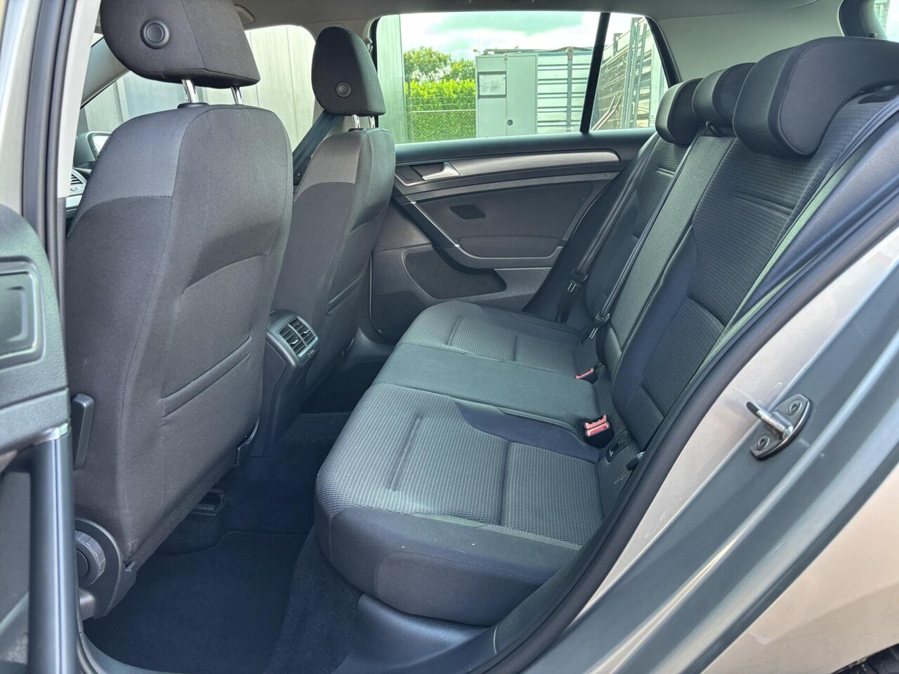 Volkswagen Golf - 1.5 TSI Comfortline Airco/ Adaptieve Cruise Control/ Achteruitrijcamera