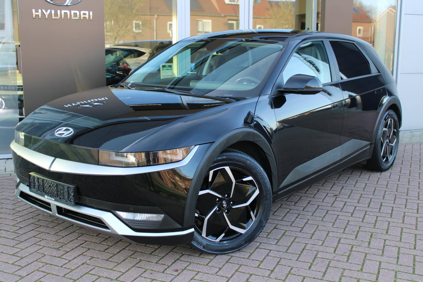 Hyundai IONIQ 5 - Connect 73kWh Automaat EV Airco Navi Camera Carplay 54.884km - AutoWereld.nl