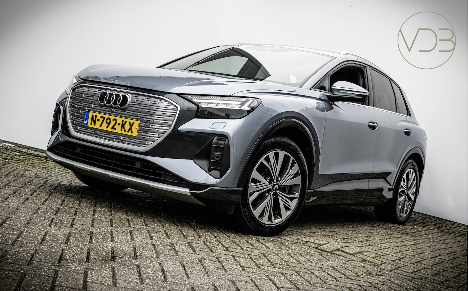 Audi Q4 e-tron - 40 Launch edition Advanced 77 kWh Origineel NL 1e Eigenaar - AutoWereld.nl