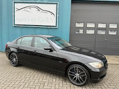 BMW 3-serie - 325i Dynamic Executive Automaat Clima Navi Cruise bi-Xenon 18" Pdc Afn trekhaak Onderhouds