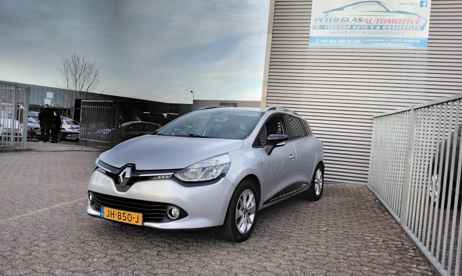 Renault Clio Estate - 0.9 TCe Limited 1ste eigenaar- nap - AutoWereld.nl