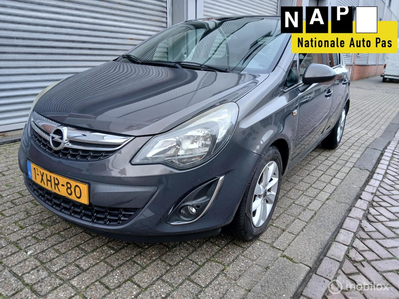 Opel Corsa - 1.2-16V Design Edition 1.2 -16V Design Edition - AutoWereld.nl