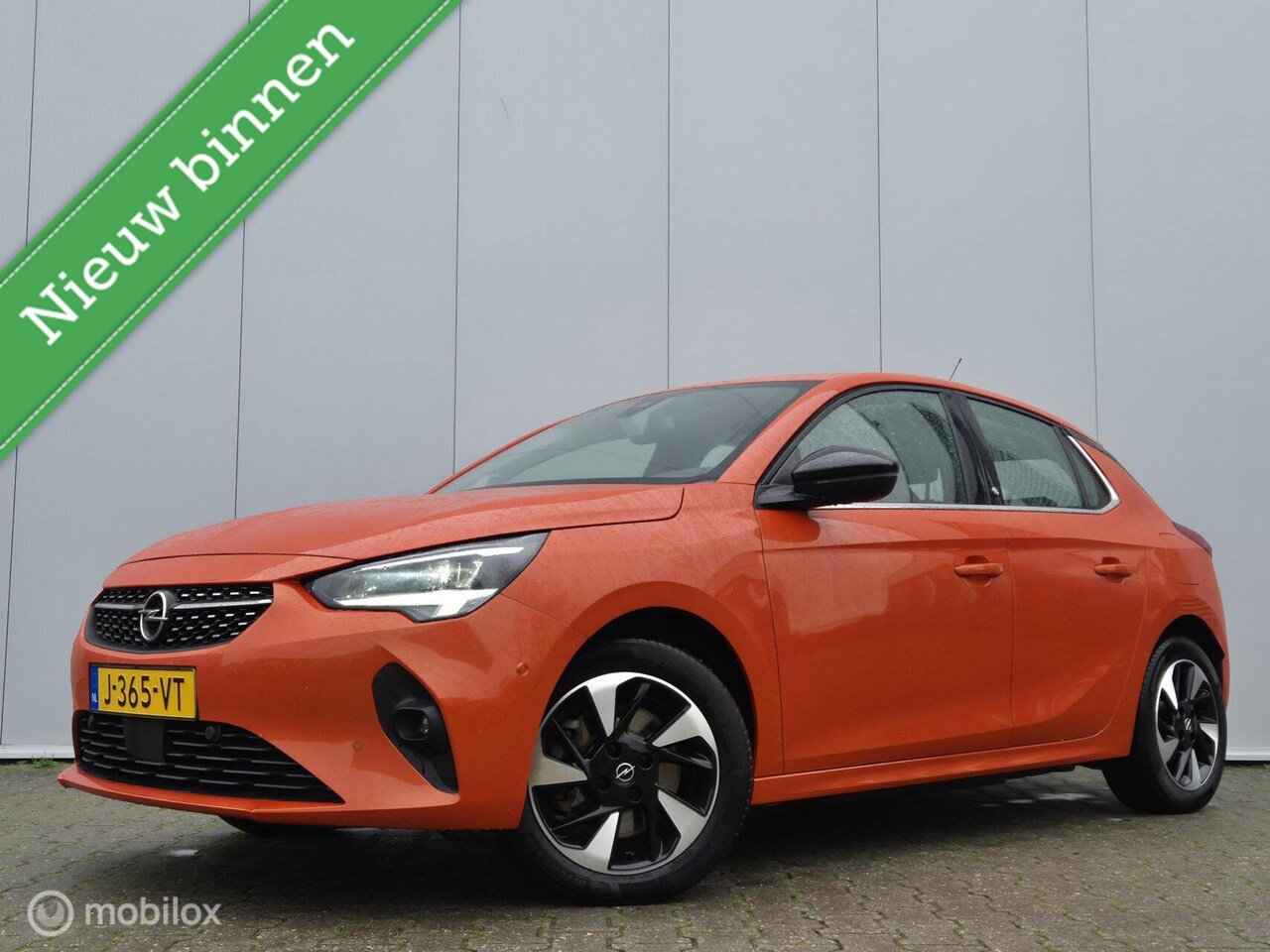 Opel Corsa-e - ELEGANCE 50 KWH/CAMERA/HALF-LEDER/FULL LED/CARPLAY - AutoWereld.nl