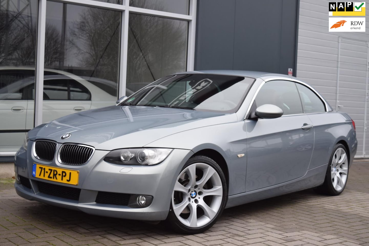 BMW 3-serie Cabrio - 325i High Executive | Automaat | Leder | APK 11-2026 ! - AutoWereld.nl