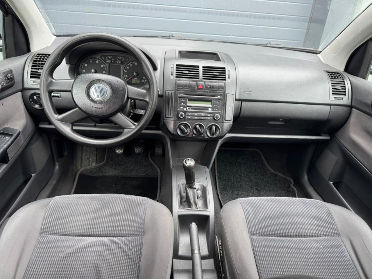 Volkswagen Polo - 1.2-12V Trendline 1.2-12V Trendline - AutoWereld.nl