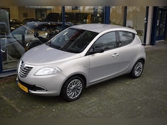 Lancia Y(psilon) - Ypsilon 0.9 TwinAir Silver Plus