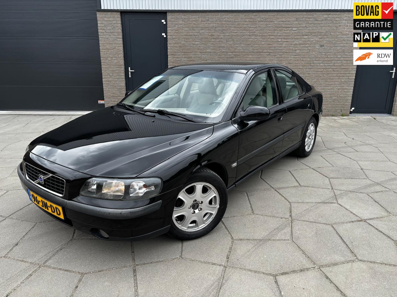 Volvo S60 - 2.4 Edition|Zwart metallic |Sedan | - AutoWereld.nl