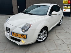 Alfa Romeo MiTo - 0.9 TwinAir Esclusivo| AIRCO|4x All-Season | LMvl. 17 Inch|