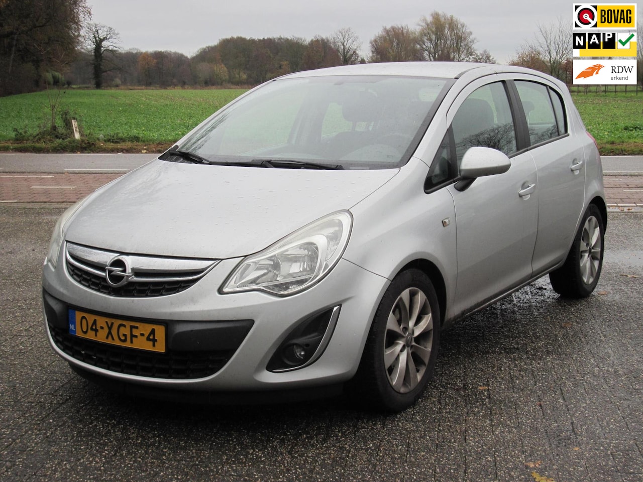 Opel Corsa - 1.2-16V Cosmo 1.2-16V Cosmo - AutoWereld.nl