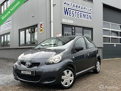 Toyota Aygo - 1.0-12V Now 5Drs Airco Centrale vergr. Elektrische ram. etc