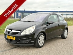 Opel Corsa - 1.4-16V Cosmo | Automaat | 180.000 KM | NL auto