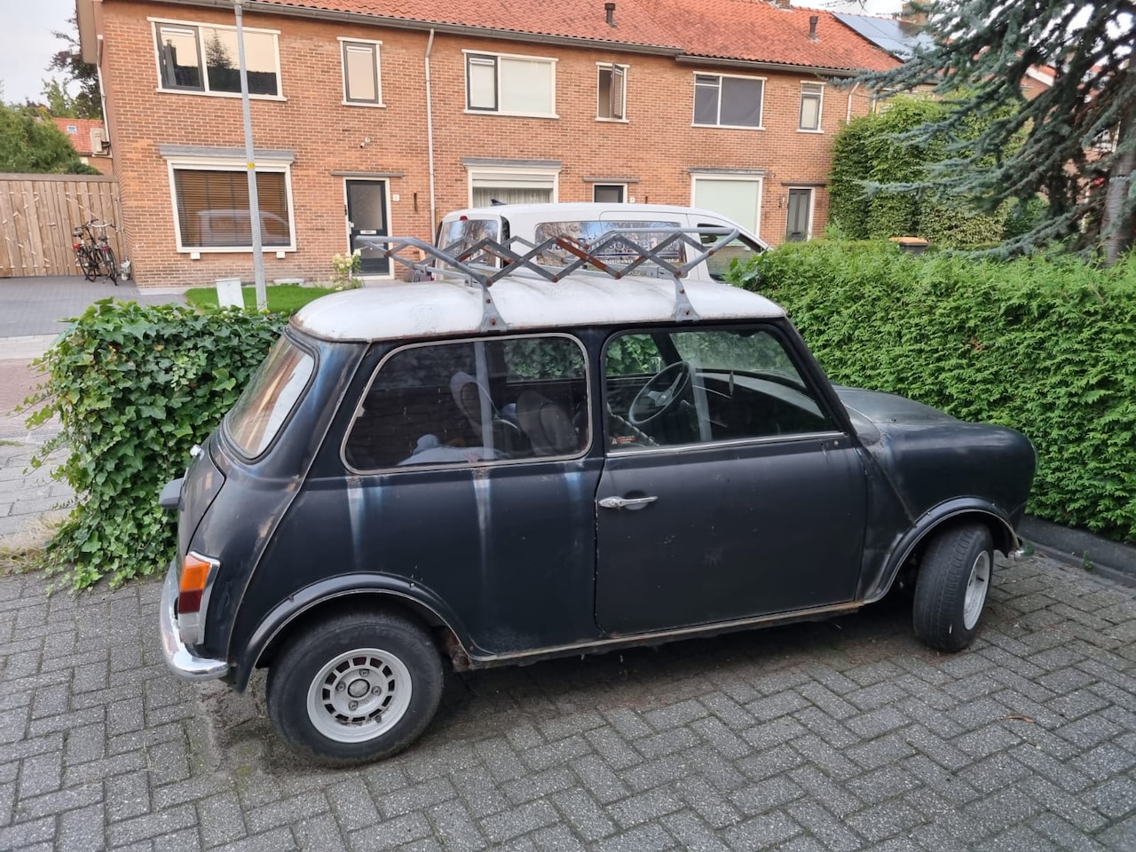 Austin Mini - 1000 HLE schijfremconversie, rap blok, project - AutoWereld.nl