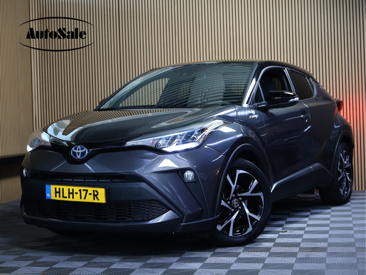 Toyota C-HR - 1.8 Hybrid Dynamic Apple Carplay Navigatie Cruise '020 - AutoWereld.nl