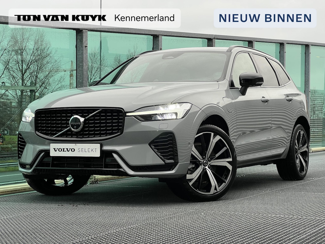 Volvo XC60 - 2.0 T8 Plug-in hybrid AWD Ultra Dark PHEV, Automaat, 21 inch, Panoramadak, Bowers&Wilkins - AutoWereld.nl