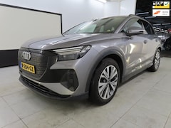 Audi Q4 e-tron - 40 Launch edition Advanced Plus 77 kWh | SOH 93% | Panoramadak | Trekhaak | Sonos | Stoelv